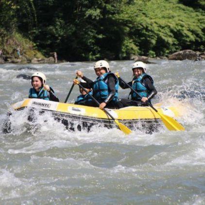 Camping avec activités de rafting dans les Pyrénées